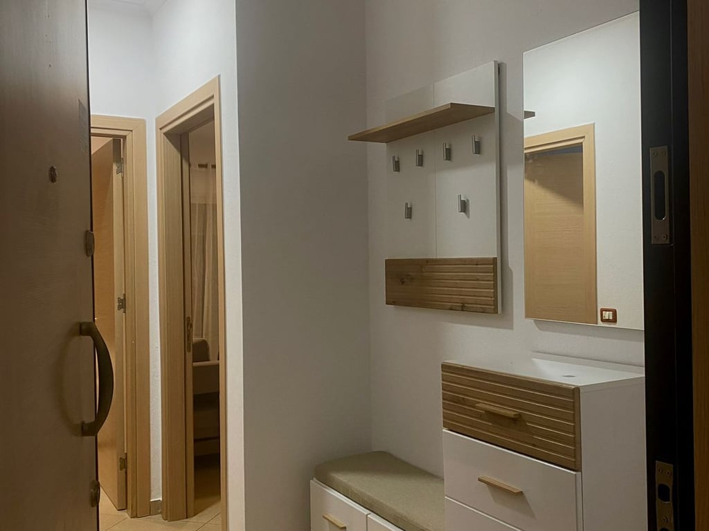 Qera! Apartament 1+1, Yzberisht