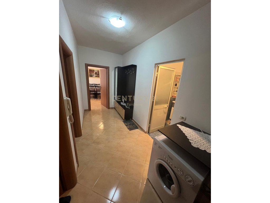 Appartamento 2+1 in affitto all'ingresso di Durazzo!