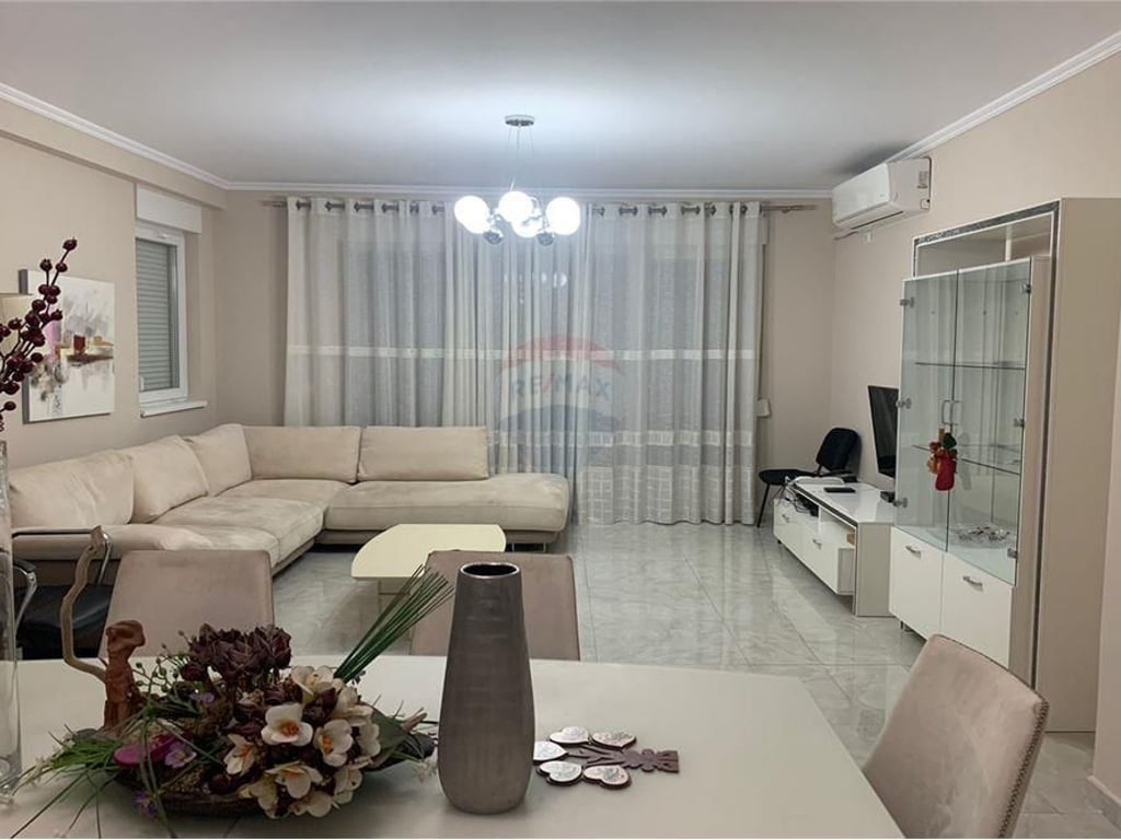 APARTAMENT 3+1 ME QIRA TEK KOMPLEKSI KONTAKT