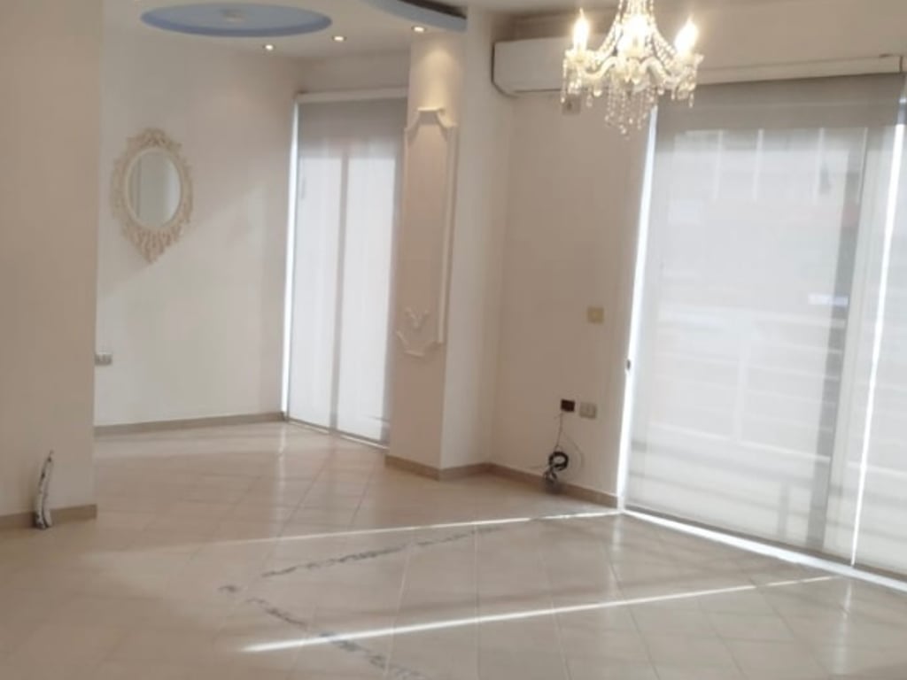 Apartamente ne shitje - Prane Krista Center