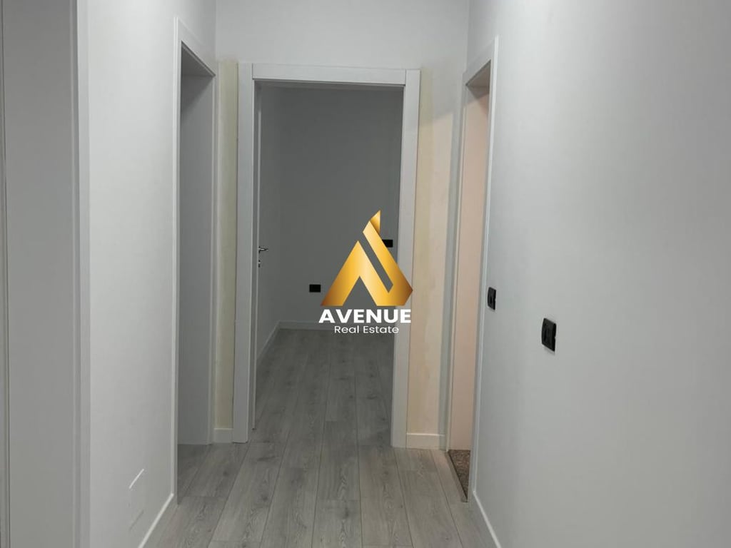 BUSINESS SPACE FOR RENT, MYSLYM SHYRI, TIRANA