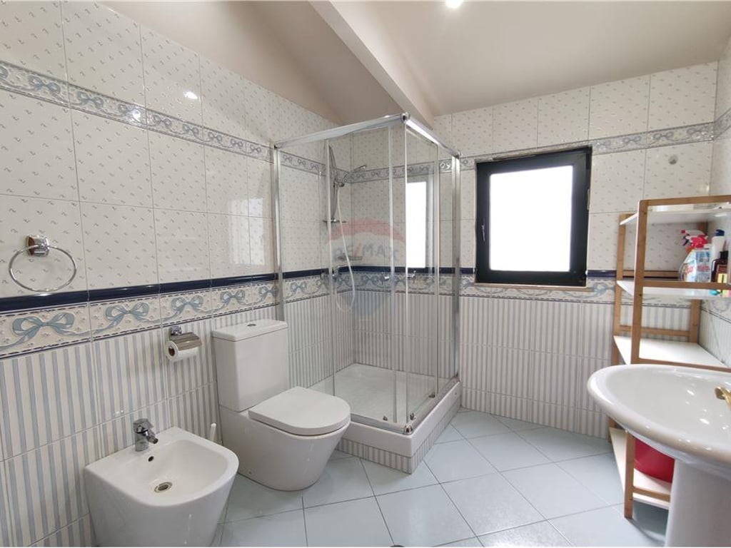 Apartament 2+1 per qira ne Myslym Shyr