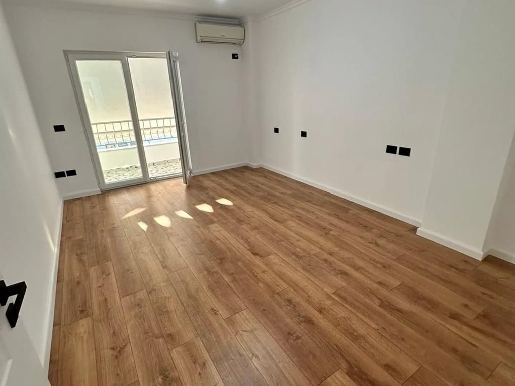 Vendesi appartamento 2+1+BLK presso l'ex Parco degli Autobus.