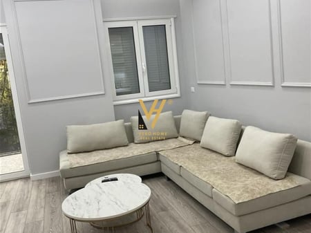 VENDESI APPARTAMENTO 2+1 A VALONA 230.000 EURO