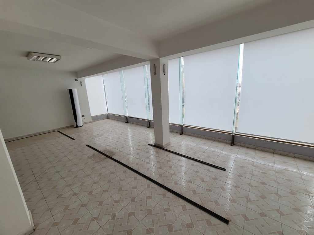 ✅Qira ,ambient per zyra,call center,afer qendres Kavaje