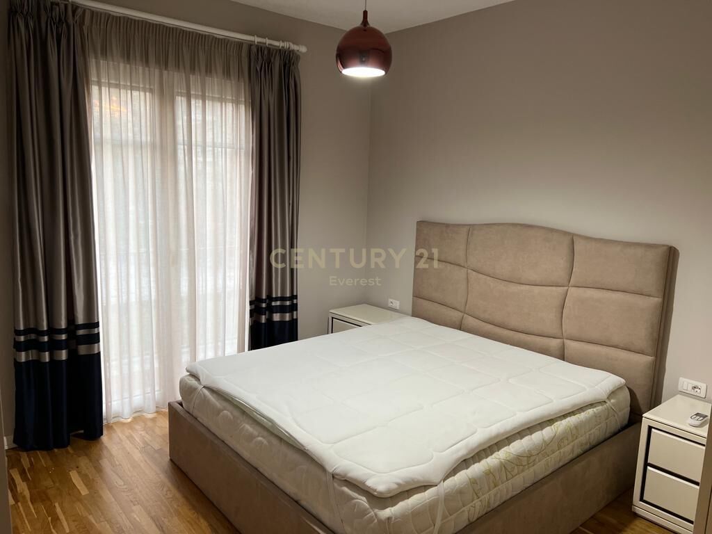 🏡 SHESIM APARTAMENT 4+1+2 ME OBORR 400m² + POST PARKIMI, REZIDENCA SECRET GARDEN | ✨️ FOR SALE 4+1+2 APARTMENT WITH 400m² GARDEN + PARKING SPOT, SECRET GARDEN RESIDENCE
