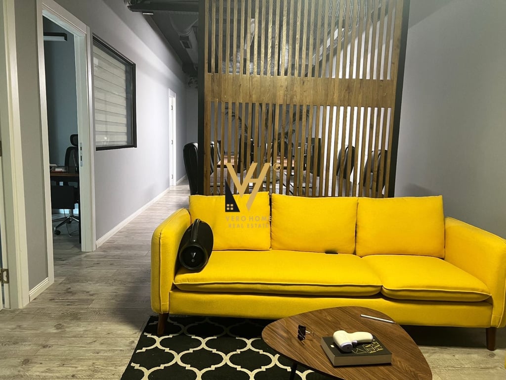 JEPET AMBIENT 108 M2 ME QERA TE SQUARE 21 1.700 EURO