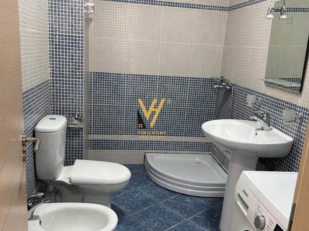 AFFITTASI APPARTAMENTO 2+1 IN VIA KONGRESI MANASTIRIT 63.000 LEKË