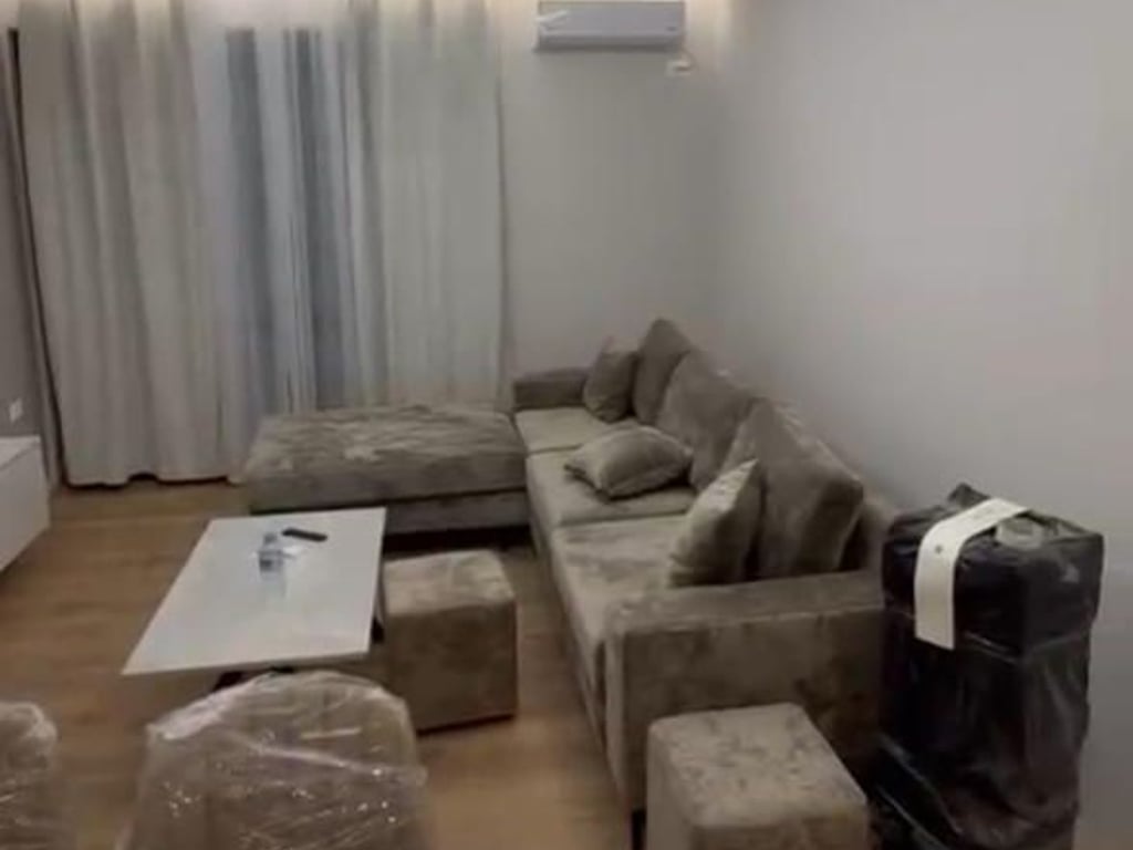 Apartament me qera 2+1