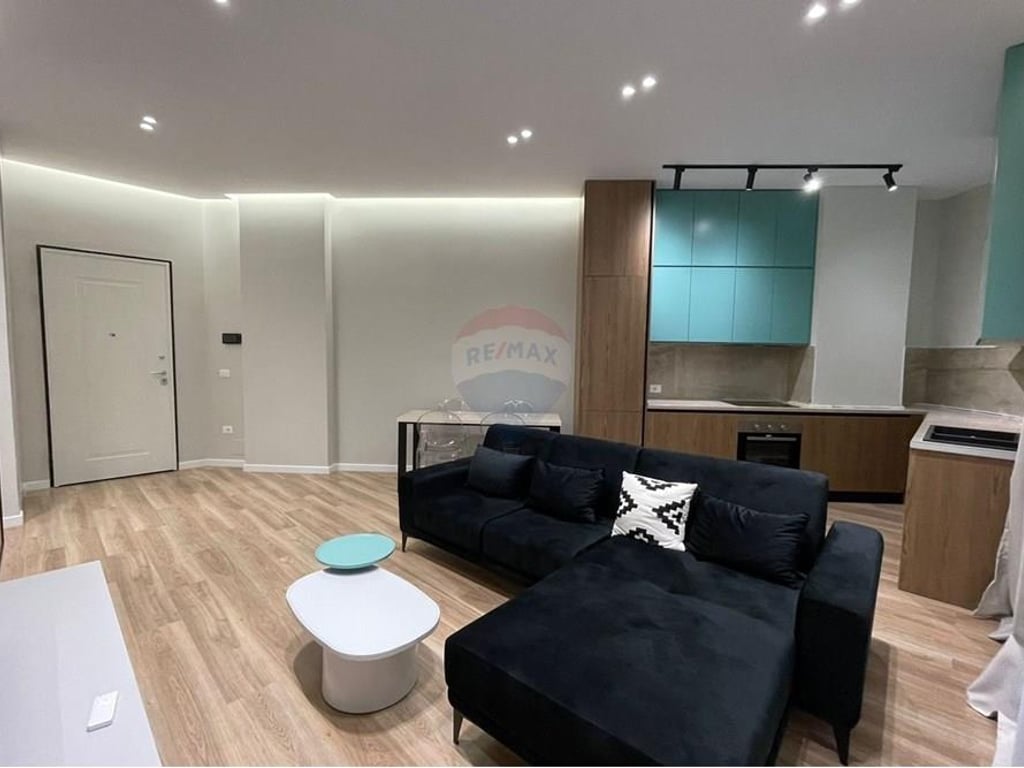 Apartament 1+1 per qira tek Kompleksi Delijorgji!