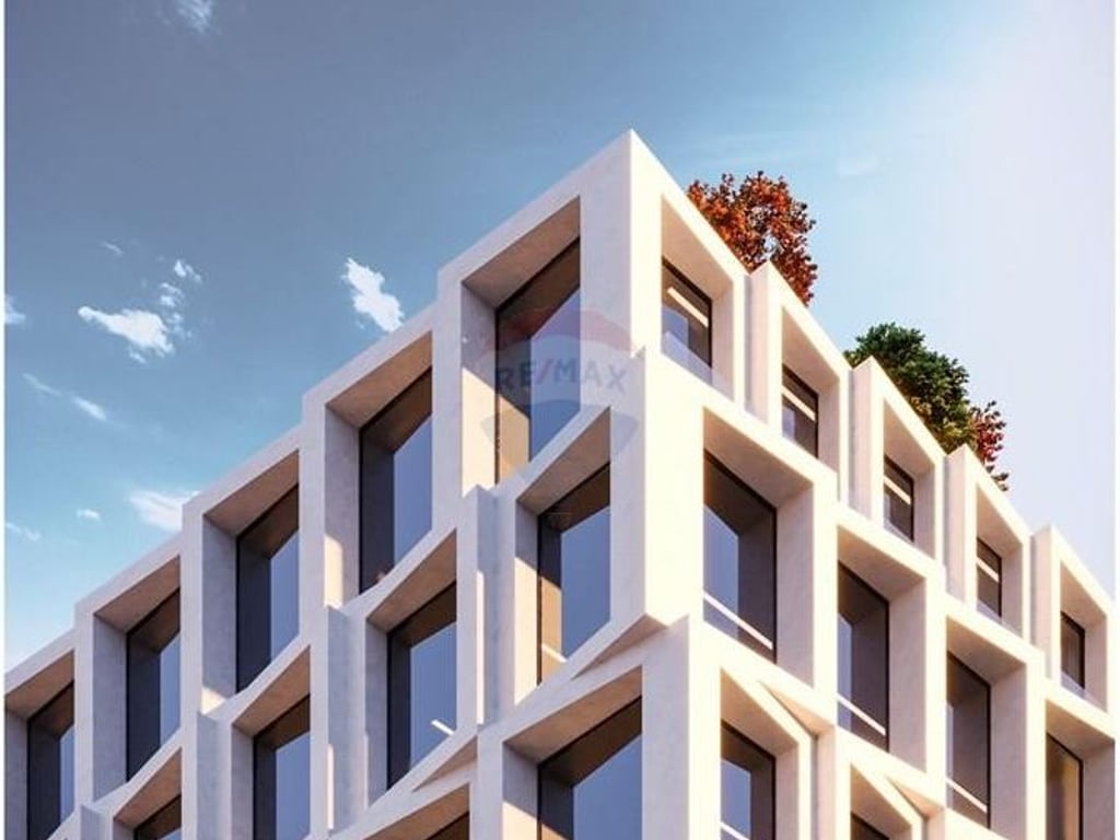 2+1 APARTMENT WITH BALCONY, SAMI FRASHERI STREET