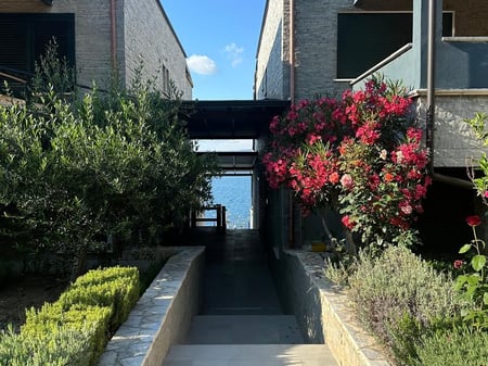 VENDESI APPARTAMENTO 2+1, “AQUAMARINE RESIDENCE”, VALONA