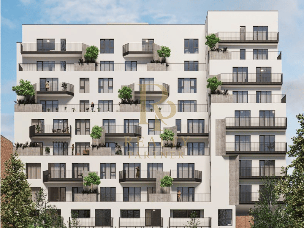 🔑Shitet  Garsoniere Afer Pazarit te Ri-Tirane!!