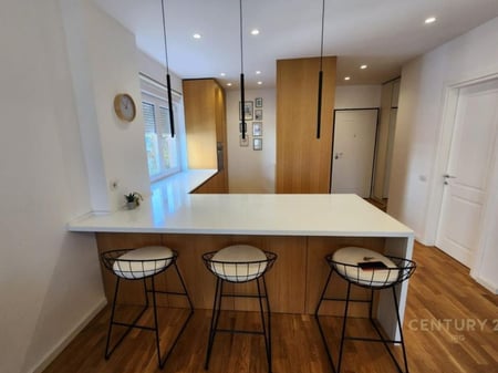 ✨ Jepet me qira apartament 3+1 në Touch of the Sun