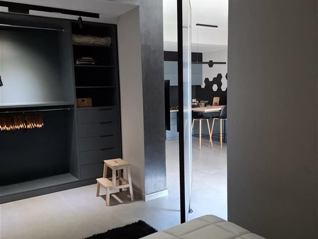 1+1 Apartment for Rent + Parking Space on Rrugën e Kosovareve, Tirana