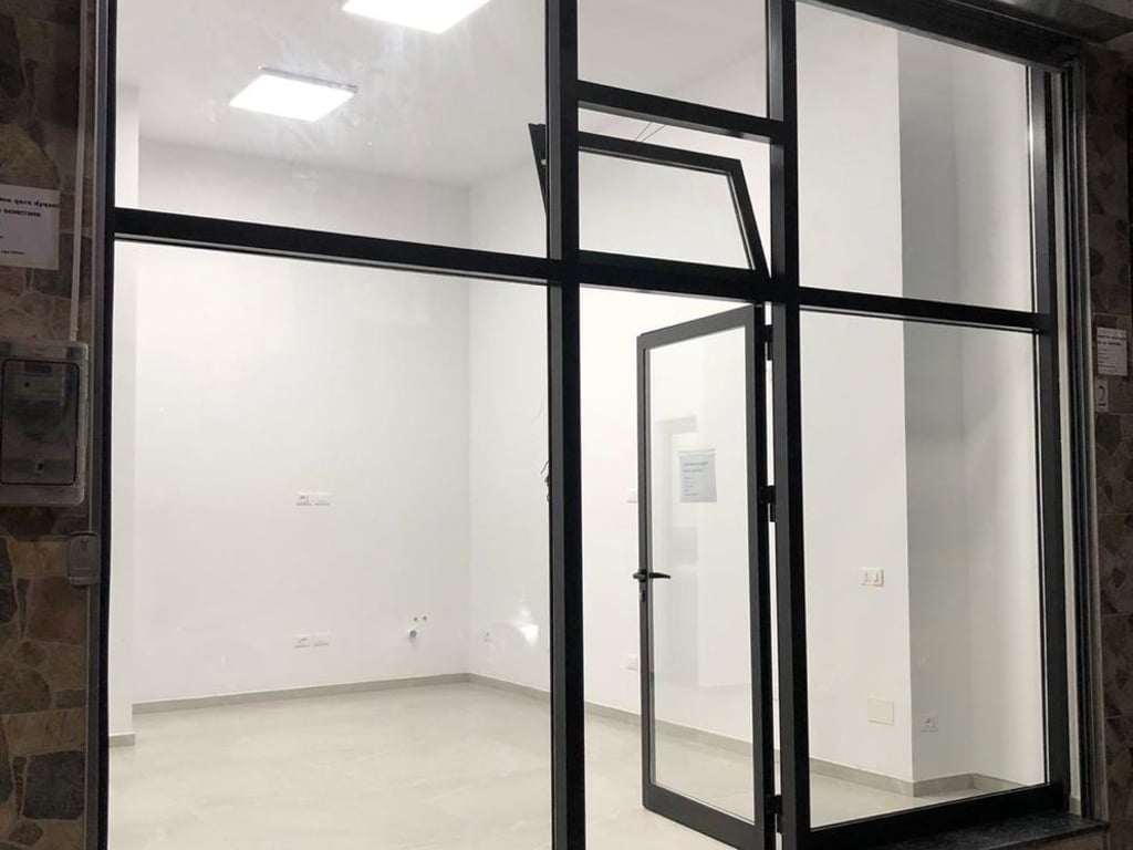 Shop for Rent 📍Riza Cerova 📌550€