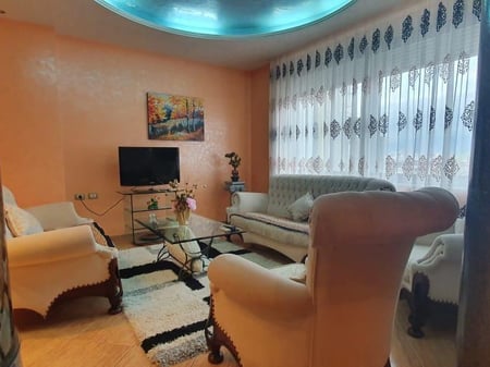 Apartament 1+1 me qera tek rruga e kosovareve