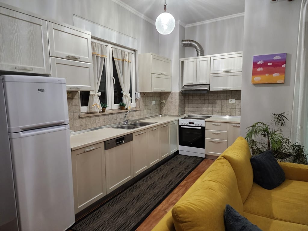 APARTMENT FOR RENT 2+1 AT THE BUS PARK