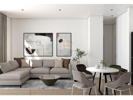 Shitet Apartament 1+1 ,tek Lake View
