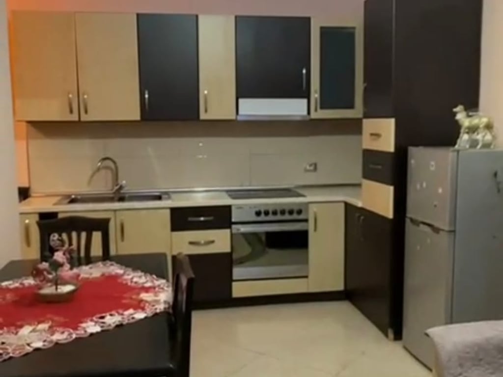 🔑Vendesi unità commerciale convertita in appartamento 1 +1 Via Saraceve