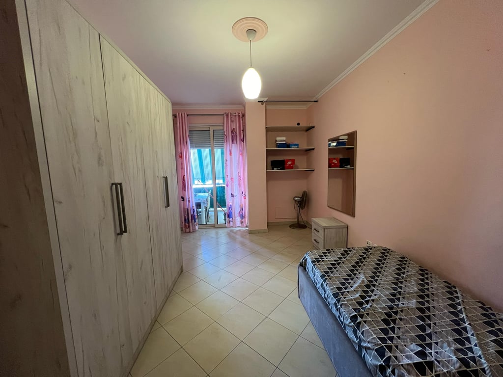 Shitet apartament 2+1+2 Don Bosko