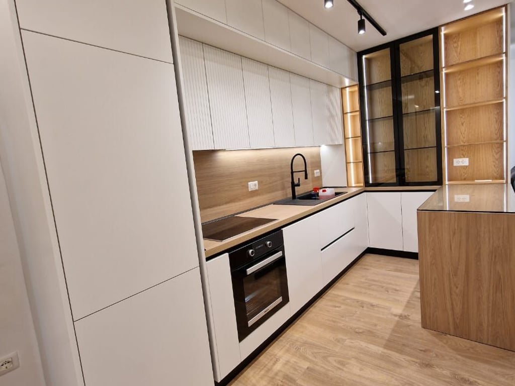 APPARTAMENTO 2+1+2 GARAGE IN AFFITTO – Complesso Mateo, Giardino Zoologico