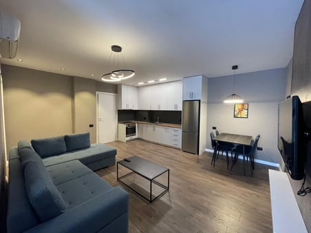 1+1 apartment for rent near Ish Park.
