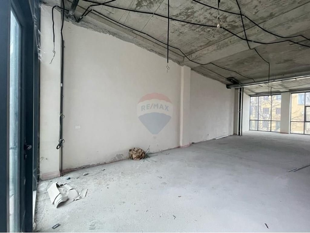 Shop for rent at Lake View Residences!