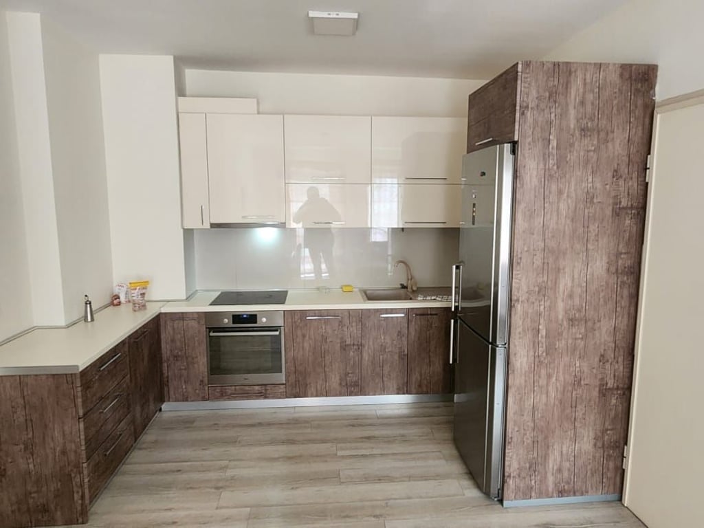 Affittasi appartamento 2+1+2, Giardino Zoologico via Kroit 700 euro