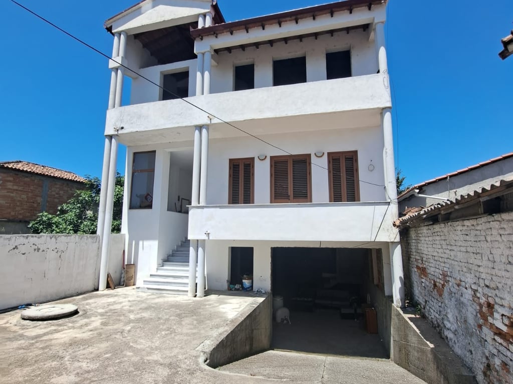 Kavaje, For sale a 2-story villa + basement, "Skuraj" street 🔥