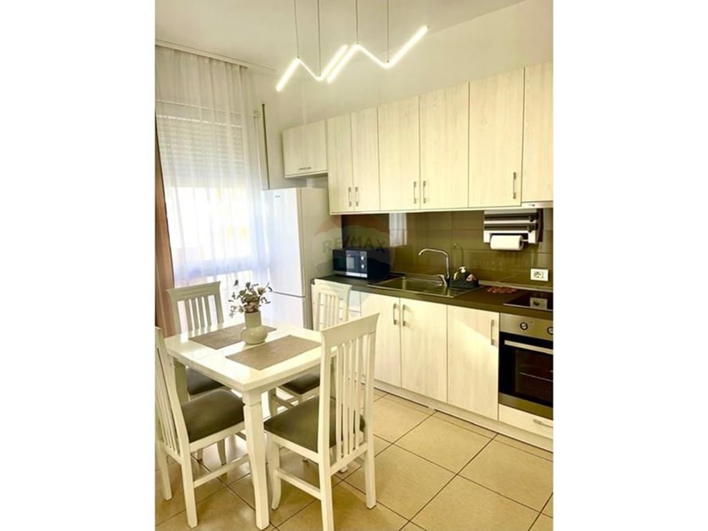 Apartament 1+1 per qira tek ish Tregu Elektrik