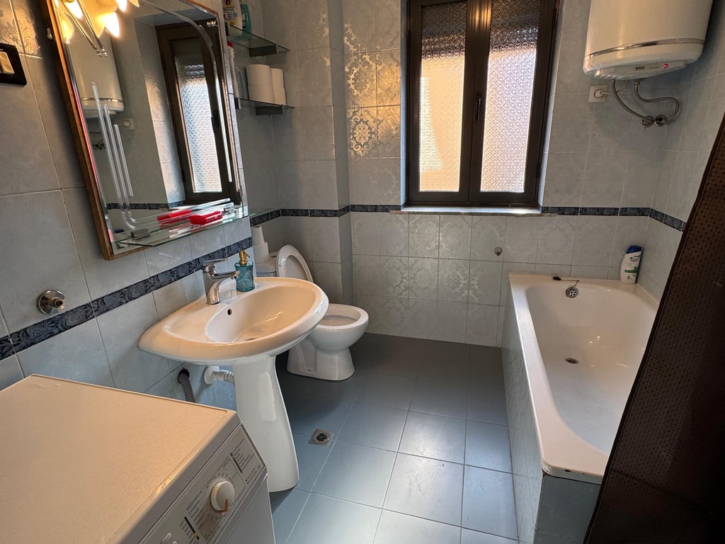 2+1, furnished, on Durres Street, 600 euros