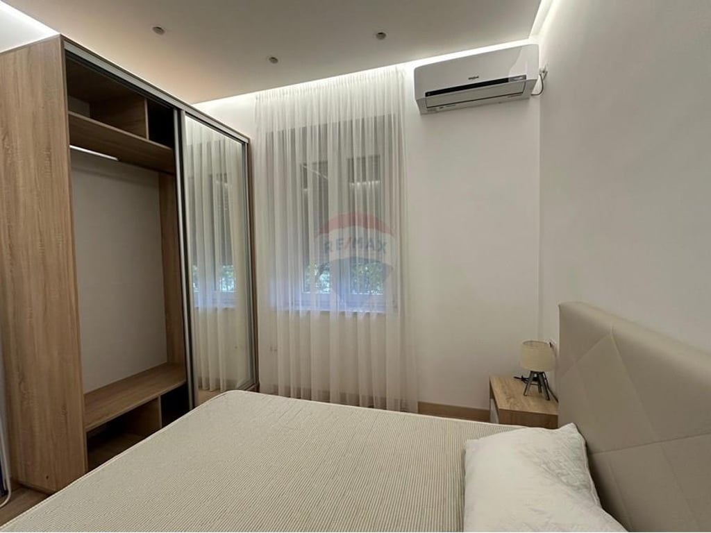 Jepet me qira apartament 1+1 ne Bllok