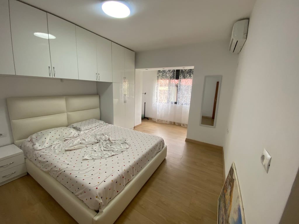 Affittasi appartamento 1+1+1 con balcone