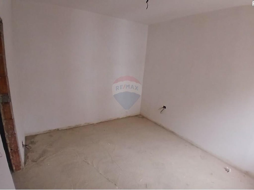 Apartament 3+1+2 tek Kodra e Diellit