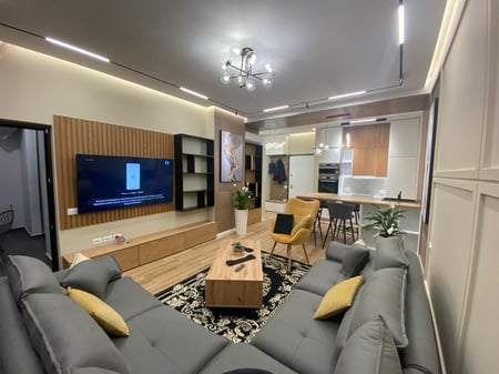 🏡 Affittasi appartamento moderno 1+1 in Square 21
