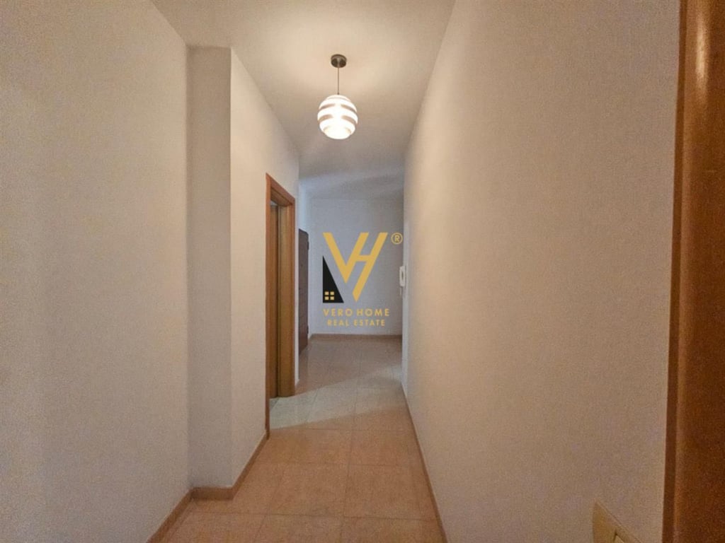JEPET APARTMENT 2+1+BLK ME QERA TE FABRIKA E MIELLIT 500 EURO
