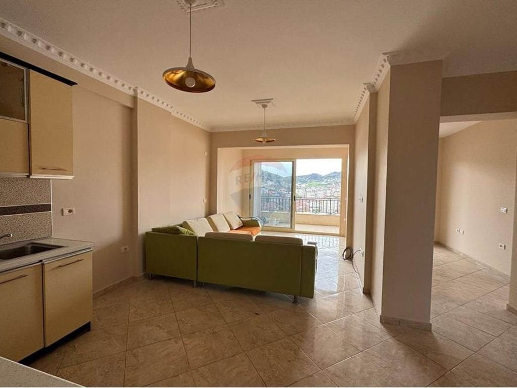 Shitet Apartament 2+1 Ne Yzberisht Okazion