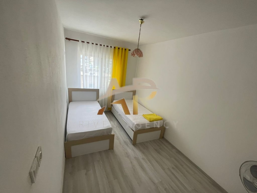 Jepet me qera Apartament 2+1 ne Bllok
