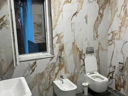 Affittasi Casa 2+1, Laprake vicino all'Università Zoja E Keshillit te Mire Prezzo: 500 euro