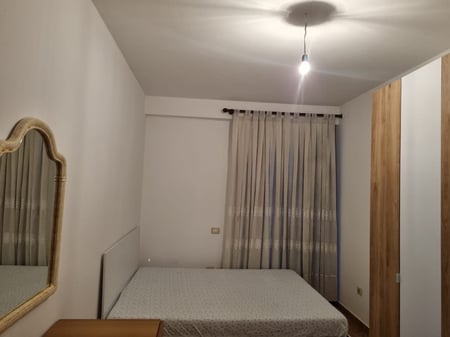 Affittasi appartamento 2+1+1 con balcone