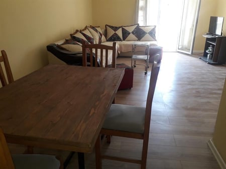 Apartment 2+1 for rent opposite Harry Fultz school.