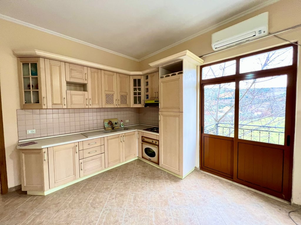 2-Story Villa for Rent in Linze !!