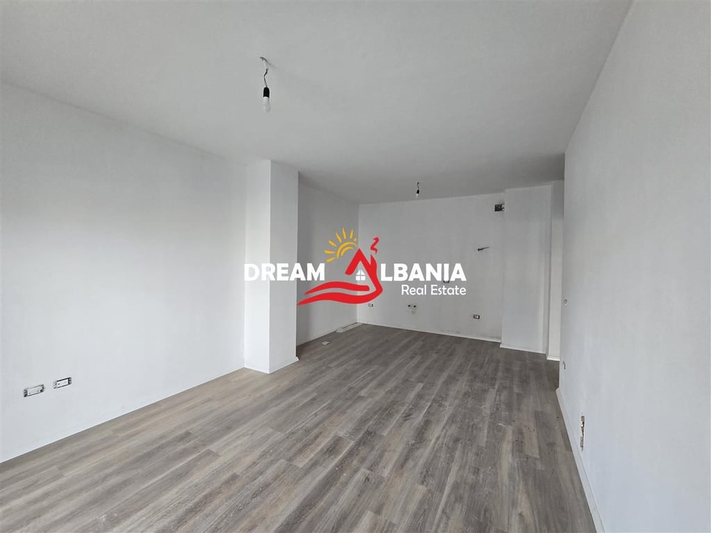 Appartamenti 1+1 in vendita nella zona di Lapraka, Complesso Aura a Tirana (ID 41111050)