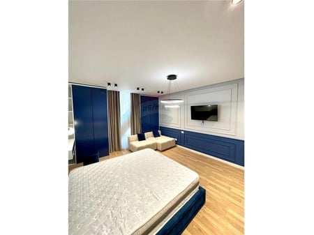 MONOLOCALE IN AFFITTO PRESSO IL COMPLESSO SQUARE 21