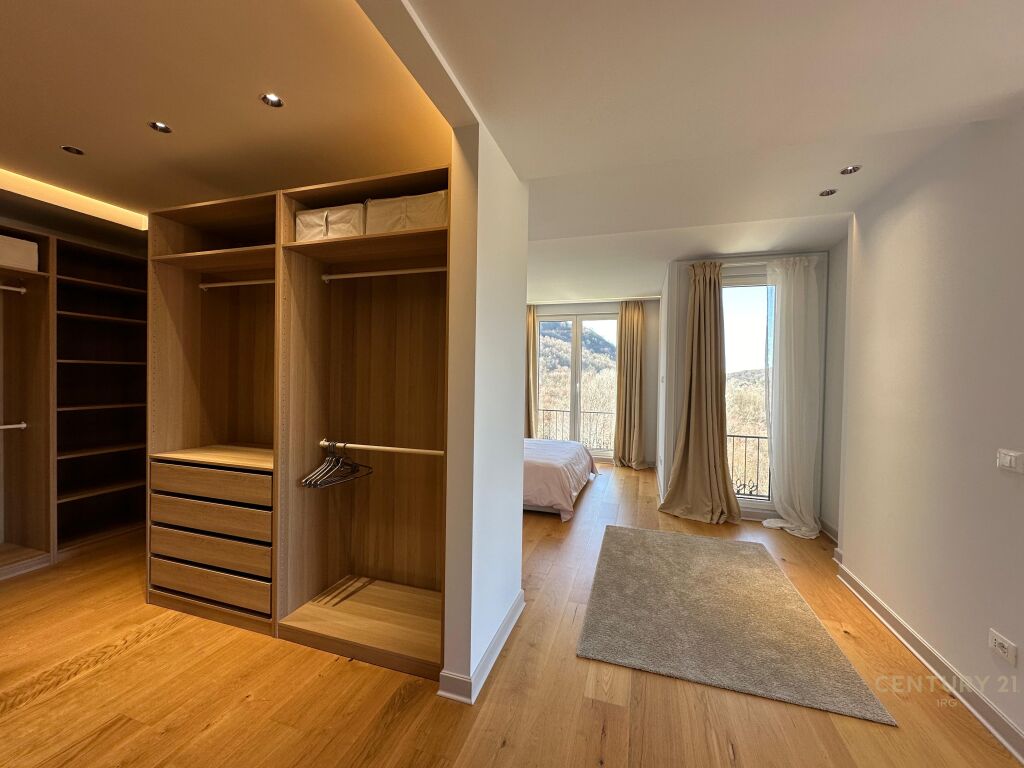 🏊‍♂️ AFFITTASI VILLA CON PISCINA VICINO A TEG | ✨ VILLA IN AFFITTO CON PISCINA VICINO A TEG