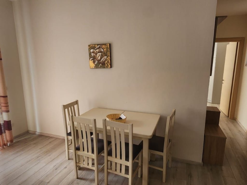 Affittasi appartamento 2+1+2, Giardino Zoologico via Kroit Prezzo: 700 euro