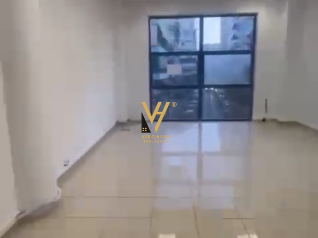 JEPET ZYRE 60 M2 ME QERA TE STADIUMI DINAMO 50.000 LEKE