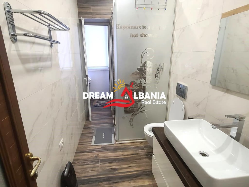 Super Apartament 3+1+2WC ne Shitje ne Rrugen e Kavajes, prane Spitalit Gjerman ne Tirane (ID 41211830)