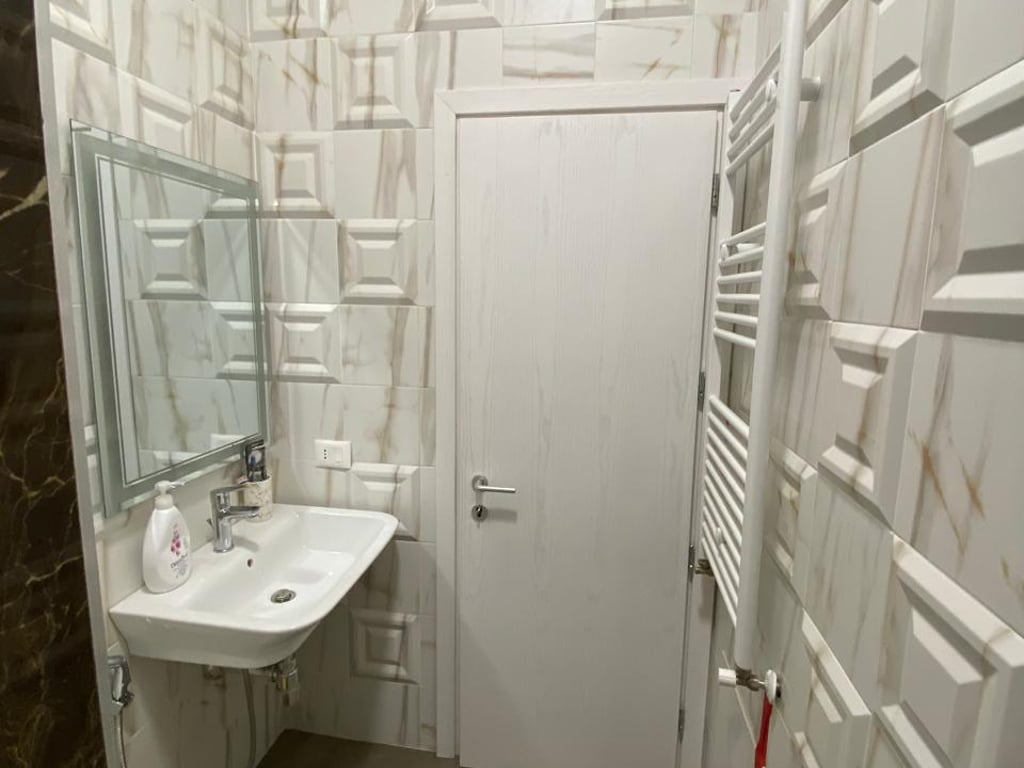 🗽 UFFICIO IN VENDITA – SQUARE 21.